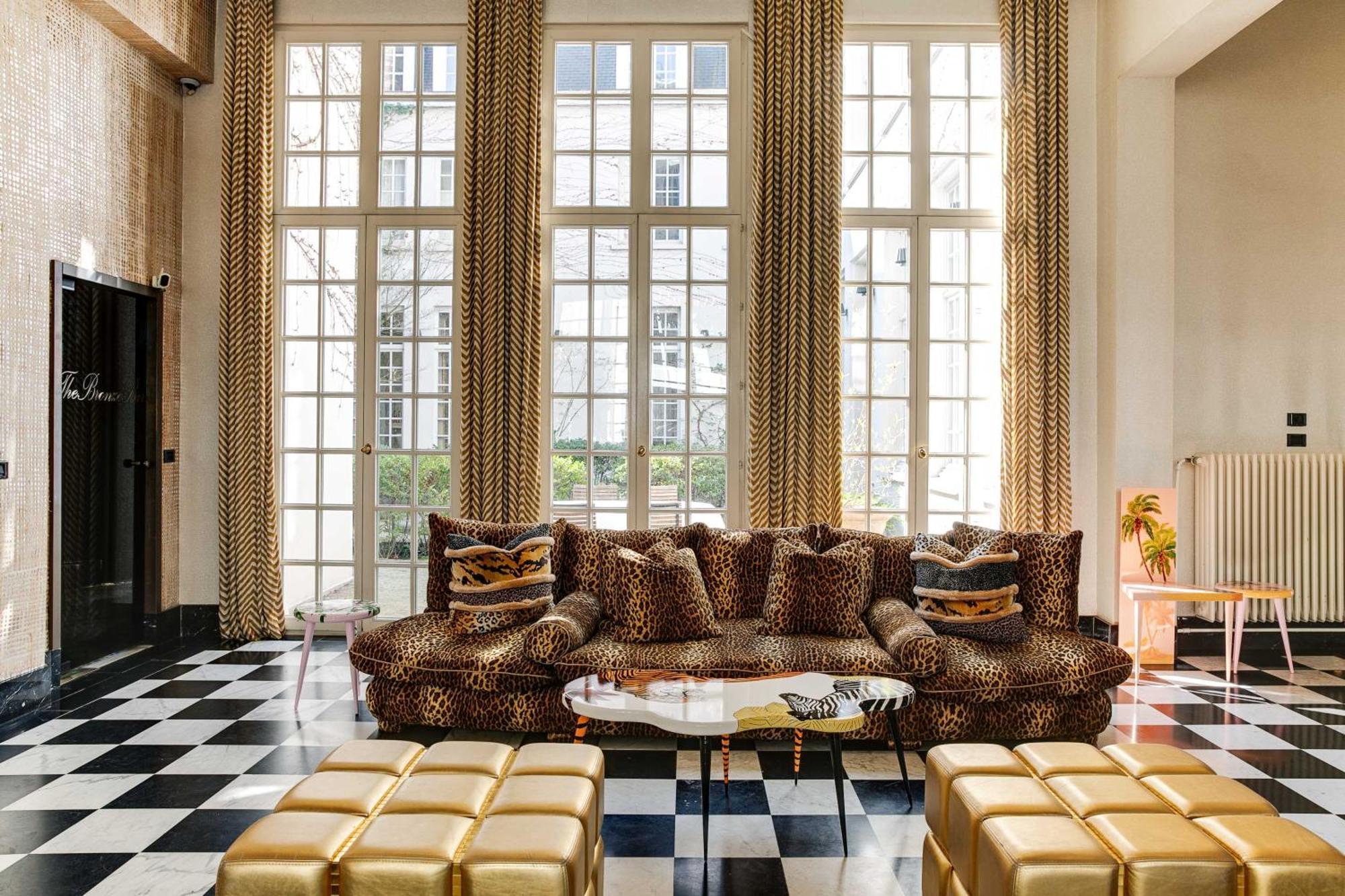 Small Luxury Hotel De Witte Lelie Anversa Esterno foto