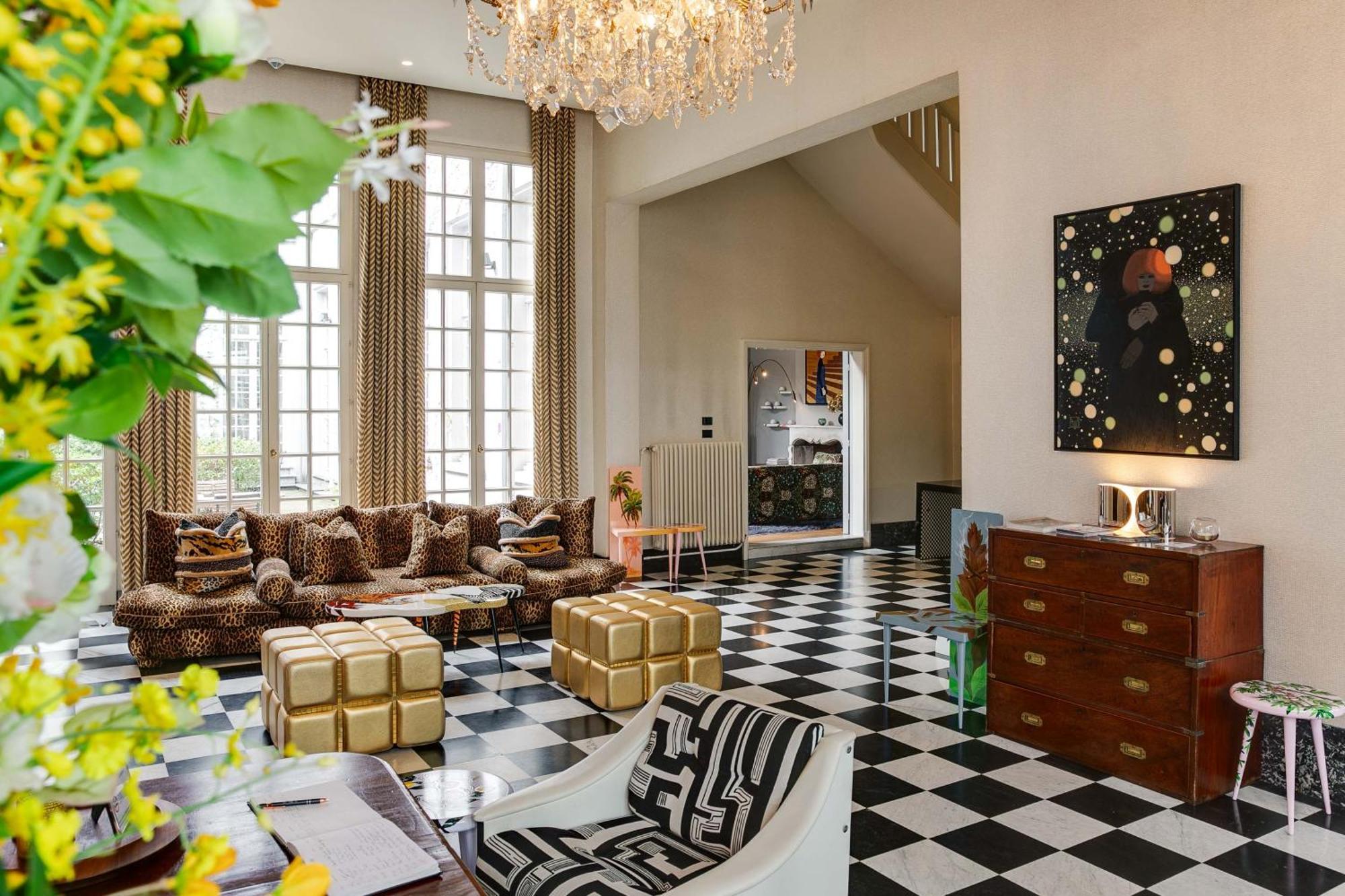 Small Luxury Hotel De Witte Lelie Anversa Esterno foto