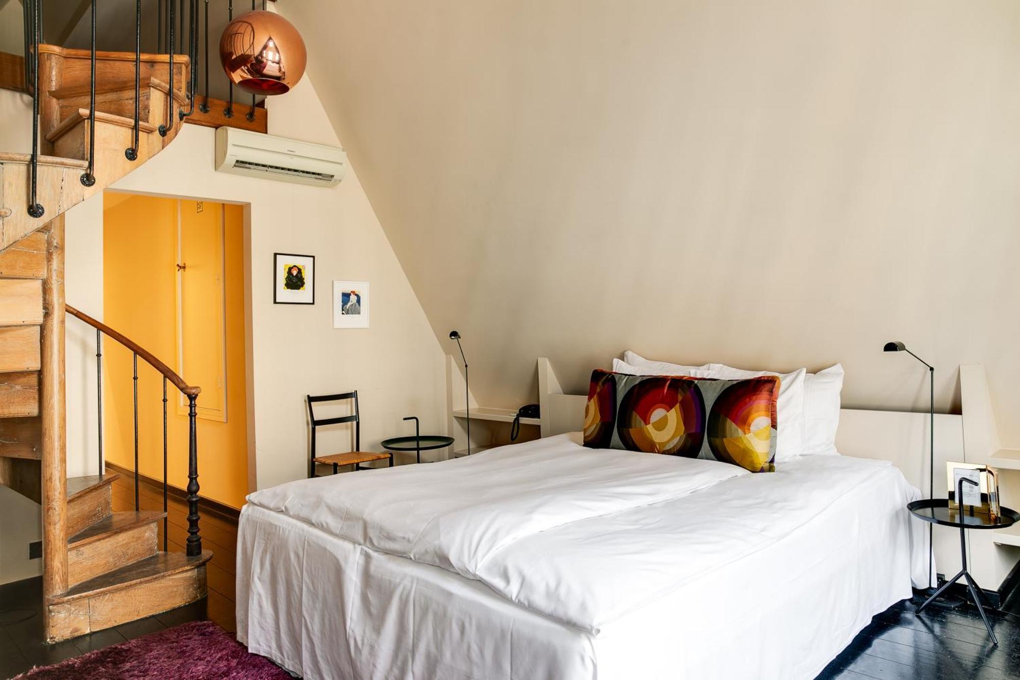 Small Luxury Hotel De Witte Lelie Anversa Esterno foto